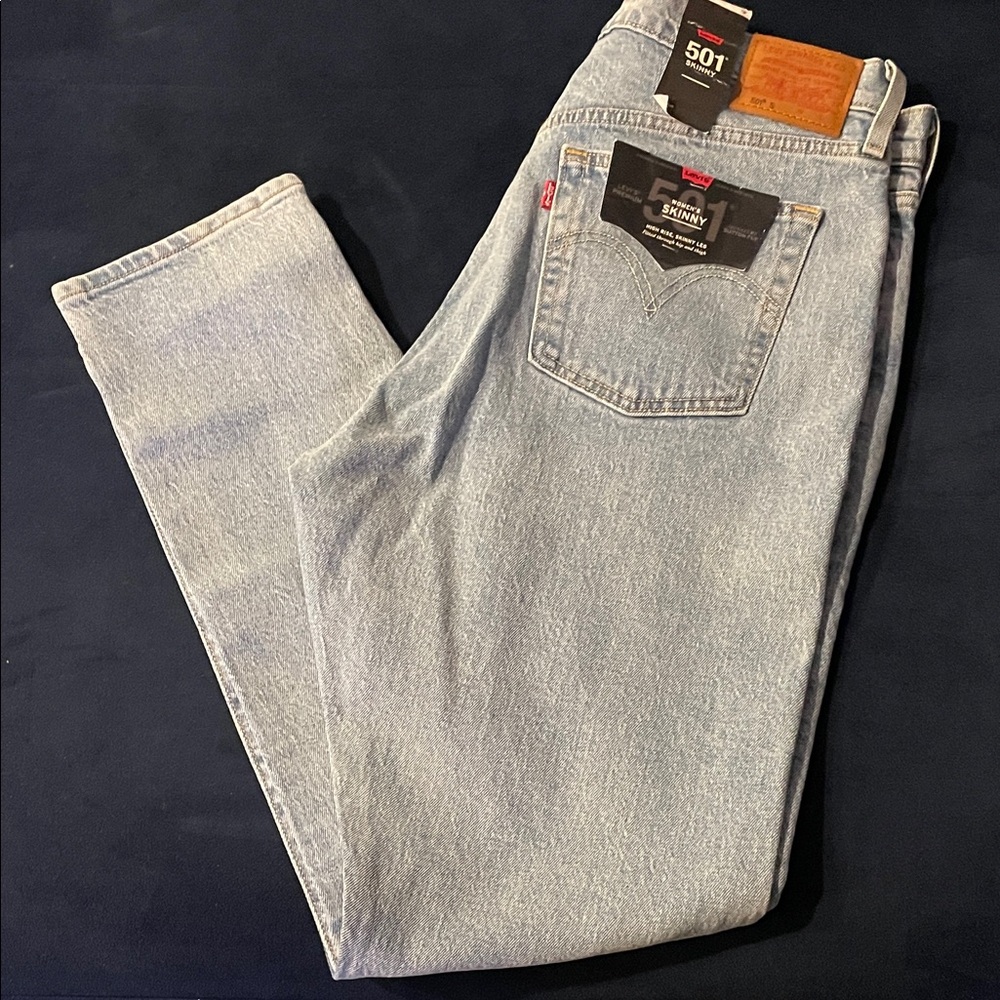 Levi's Women's 501 Skinny Jeans - Picture 2 of 2